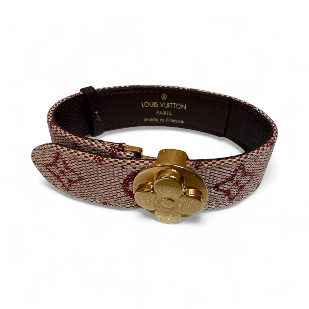 Louis Vuitton Pink and Gold tone Flower Bracelet